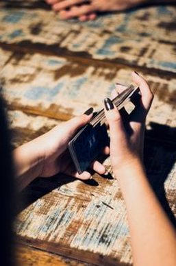 game bài đổi thưởng Debet